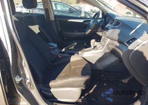 2017 Nissan Sentra S из США, поврежденный, VIN 3N1AB7AP3HL641695